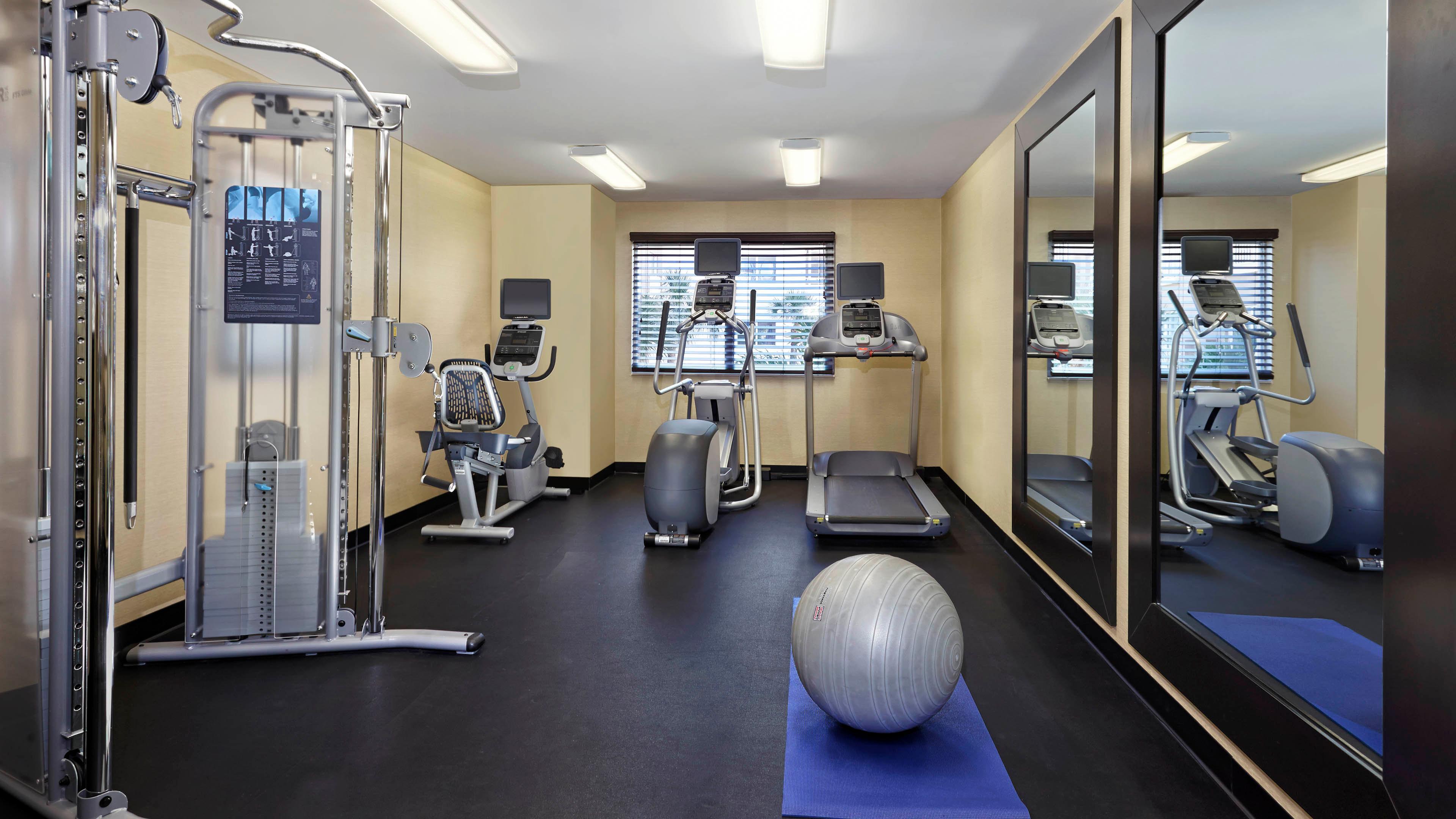 Holiday Inn Express & Suites Naples Downtown - 5Th Avenue By Ihg Exteriér fotografie