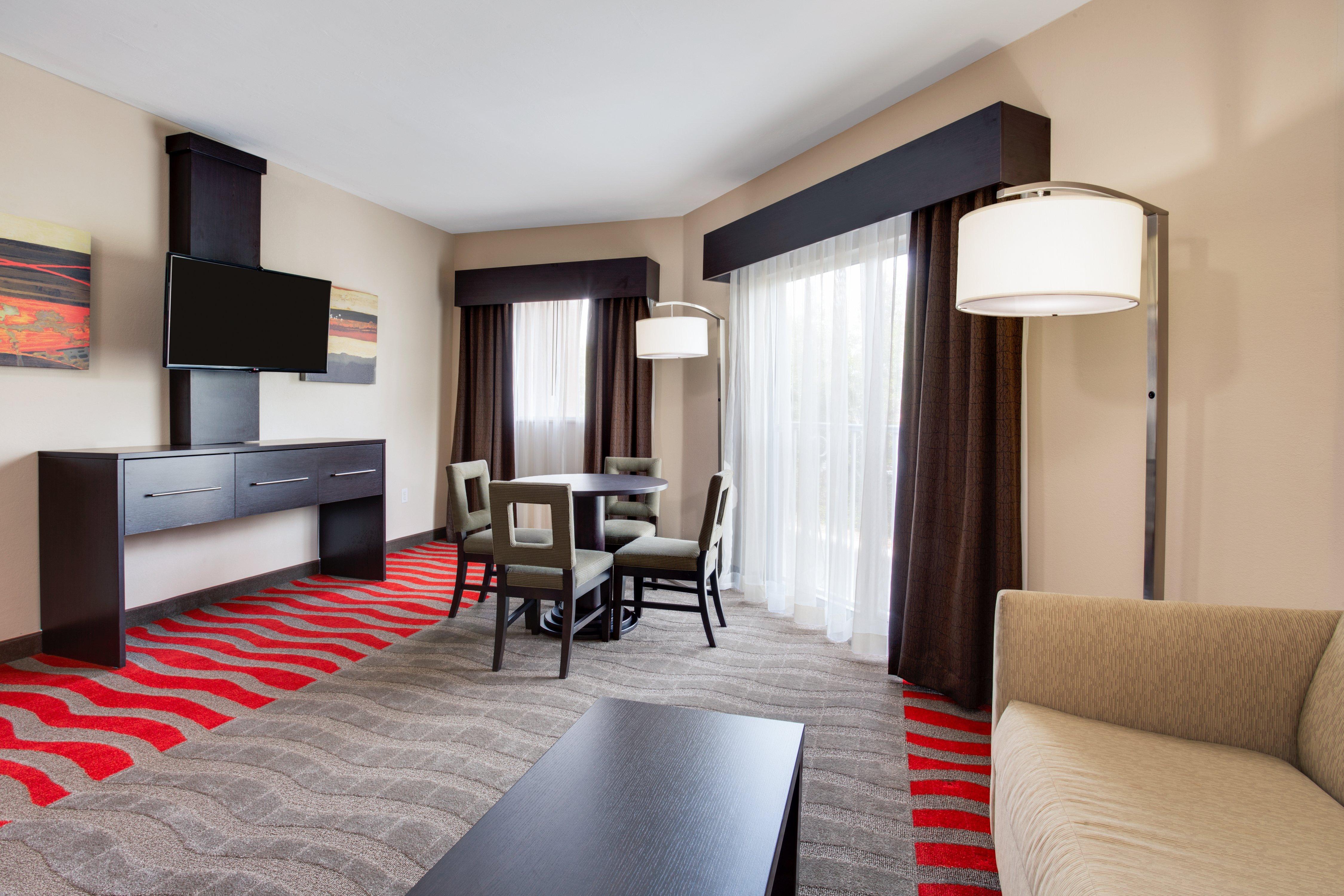 Holiday Inn Express & Suites Naples Downtown - 5Th Avenue By Ihg Exteriér fotografie