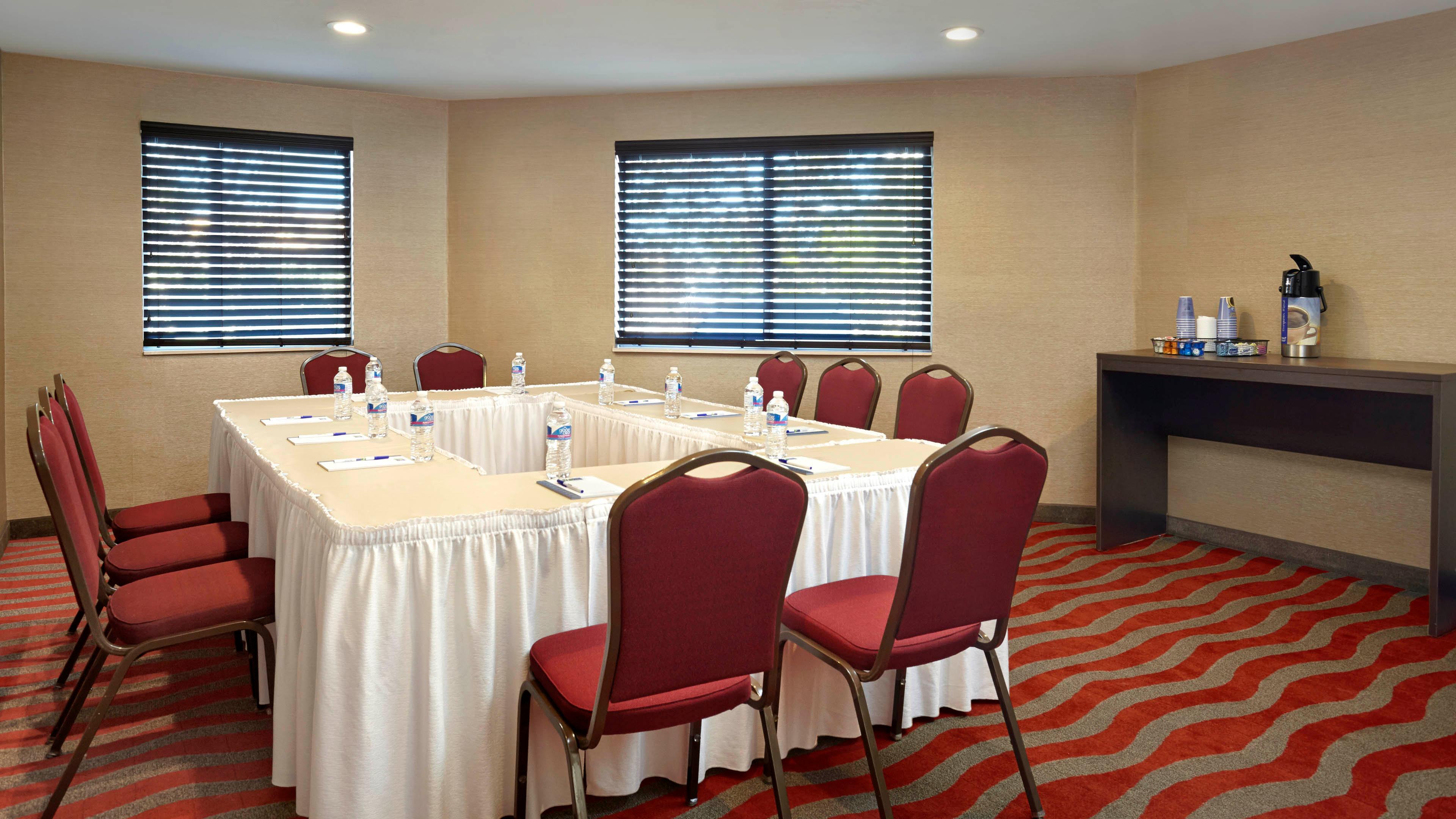 Holiday Inn Express & Suites Naples Downtown - 5Th Avenue By Ihg Exteriér fotografie